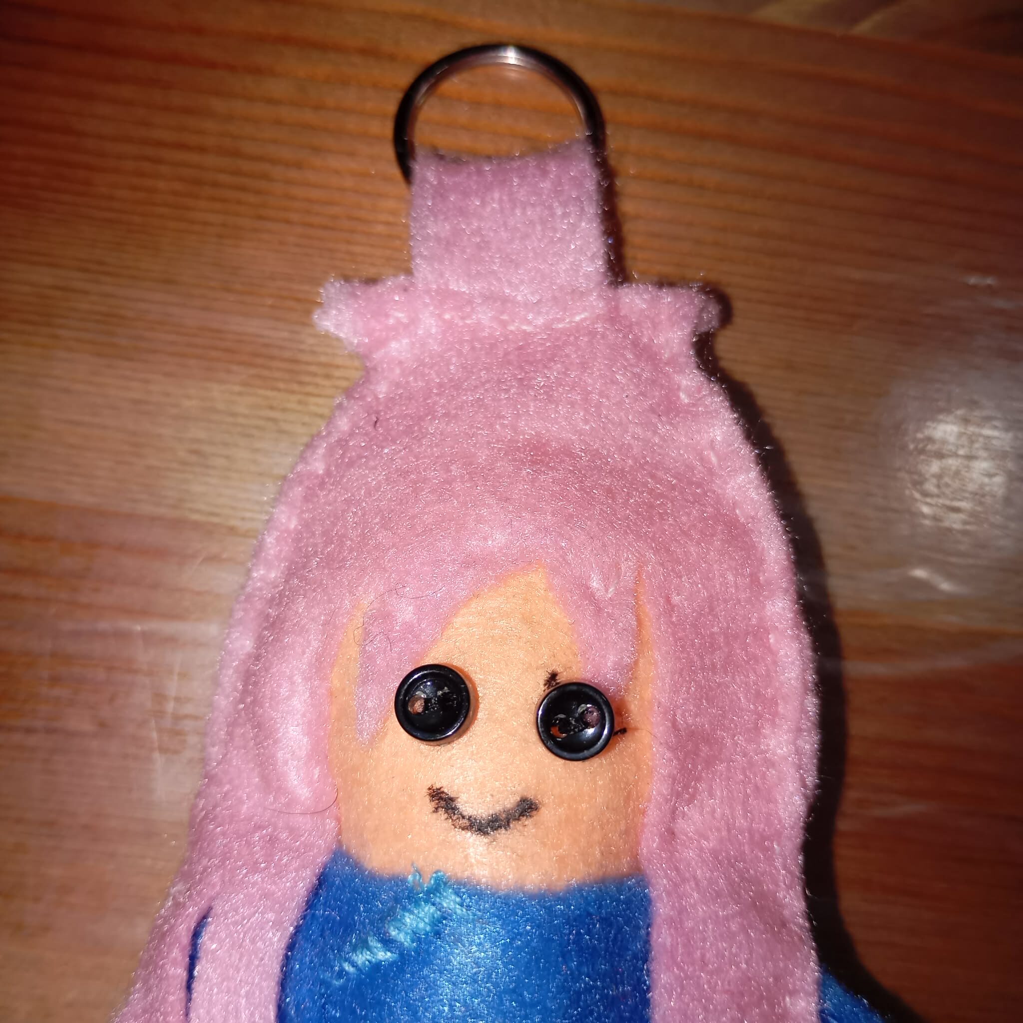 Mini Poupiche Karie – Petite compagne d’aventure à emmener partout – Image 3